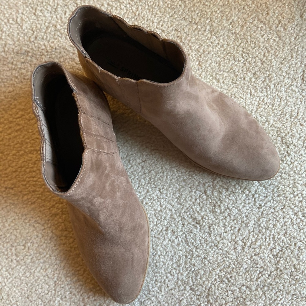 Ankle Boot | Block Heel - Picture 6 of 10